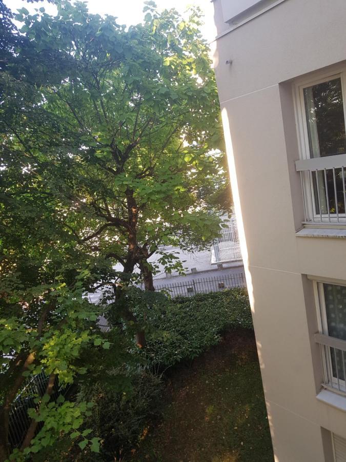 Une Chambre Privee Entre Paris Et Disneyland Noisy-le-Grand Exterior photo