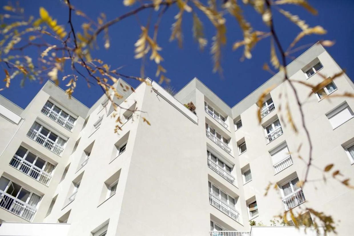Une Chambre Privee Entre Paris Et Disneyland Noisy-le-Grand Exterior photo